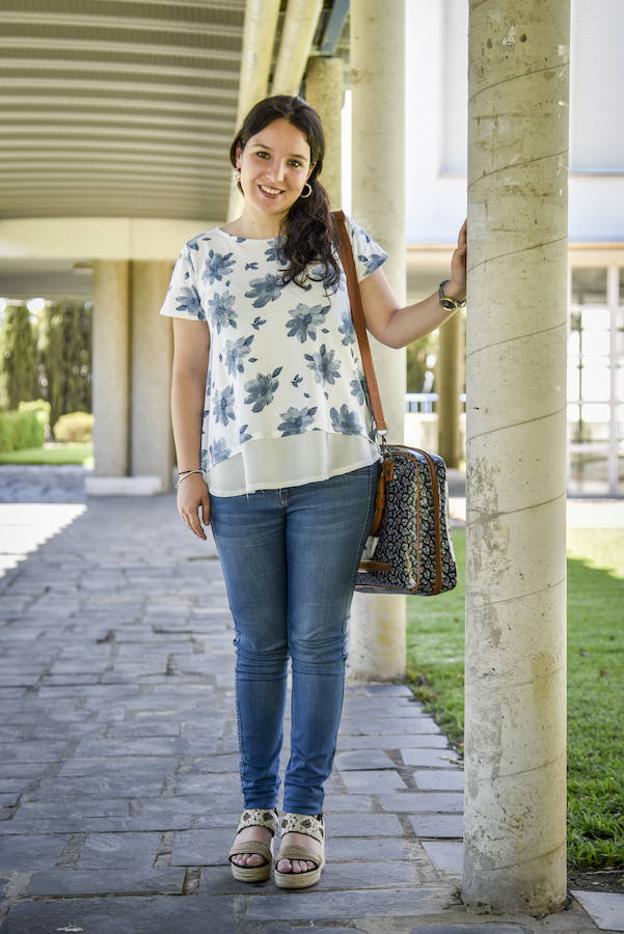 María Sánchez Pimienta, en el campus de Badajoz. :: j. v. arnelas