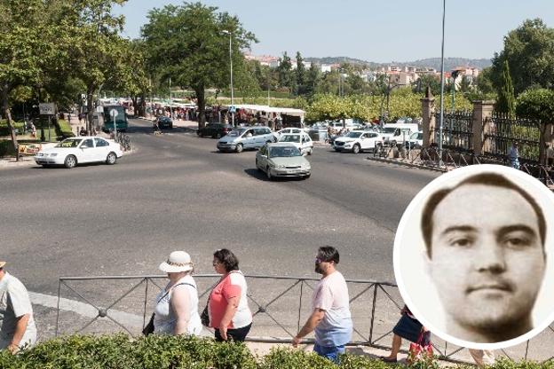 Cruce de las avenidas La Salle, Virgen del Puerto, Salamanca y Juan Carlos I, donde irá la glorieta. En la foto detalle, Vicente Javier Domínguez.