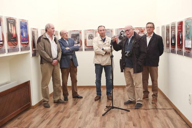 Inauguración ayer de la muestra flamenca :: a. méndez/