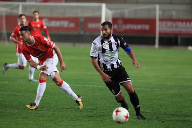 Joaqui tuvo una ocasión clara de gol en la segunda mitad. :: OPTA/