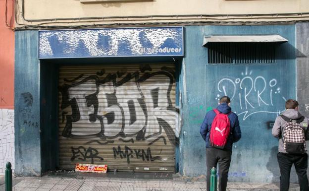 Lugar donde el fallecido fue agredido en Zaragoza./Efe