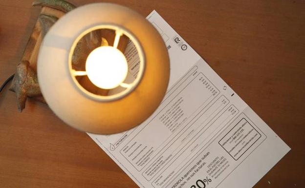 El año comienza con una fuerte subida del gas y una moderada alza de la luz