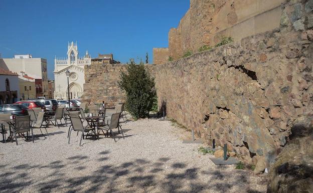 Barbacana de la Alcazaba árabe de Badajoz./HOY