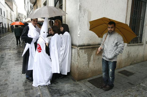 Tras la inestabilidad del fin de semana, el tiempo mejorará hasta el Jueves Santo. :: hoy/