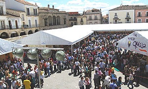Pasada edición de la Feria del Queso. / HOY/