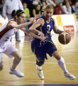 Hlede ante el Burgos. / HOY/