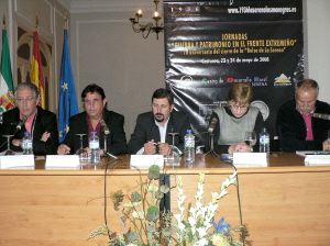 Participantes en la inauguración de las jornadas. / F. VÁZQUEZ/
