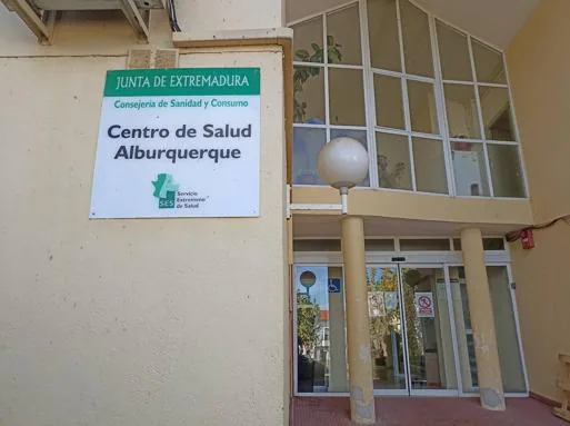Fachada Centro de Salud