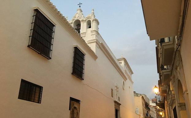 Santa Clara espera la obra que haga accesible su iglesia a minusválidos