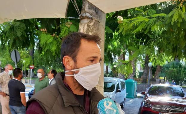 Agricultores de la zona protestan por los precios de la aceituna en esta campaña