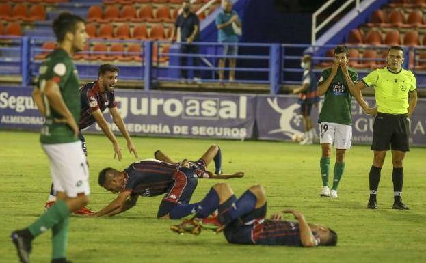 El Extremadura ya solo tiene a dos jugadores en la enfermería