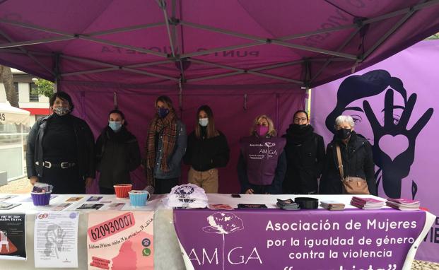 Las asociaciones de mujeres ofrecen ayuda y recursos a víctimas de violencia de género