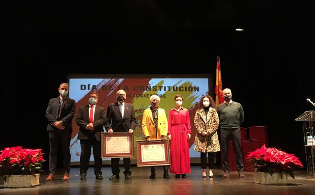 Las Amas de Casa y el Rally de la Vendimia ya tienen la Medalla de Almendralejo