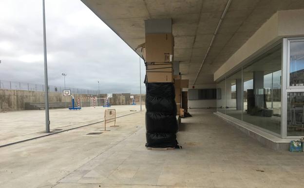 La consejera dice que el cambio de colegio Ortega y Gasset el 10 de enero «no es nada precipitado»