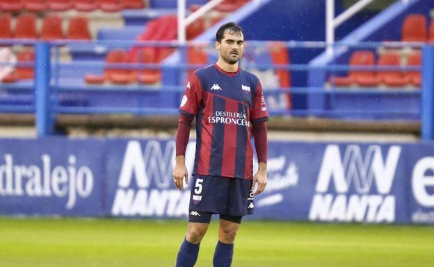 Fran Cruz y Varela también se marchan del Extremadura