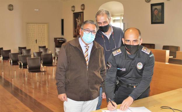 Manuel Mesías toma posesión del cargo de nuevo inspector jefe de Policía Local