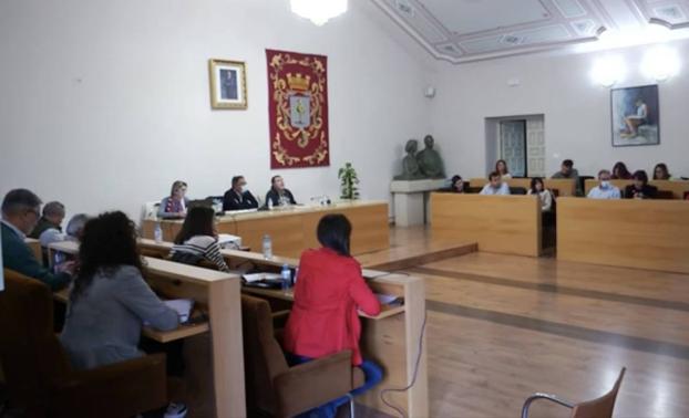 El Pleno aprueba el convenio para prestar servicio de atención a víctimas de género por dos años