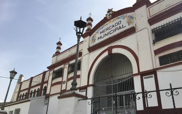 El Ayuntamiento rescindirá el contrato con la empresa de la obra de reforma del Mercado