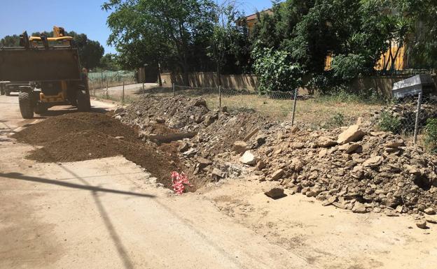 El Ayuntamiento quiere impulsar la urbanización de la zona de Los Olivos con redes de saneamiento y abastecimiento
