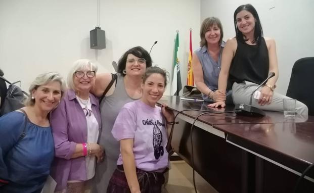 Las asociaciones de mujeres convocan este martes una manifestación por el elevado número de asesinatos y violaciones