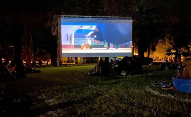 Esta semana regresa el cine de verano al parque de Las Mercedes