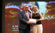 Pilar Fernández gana el IX Premio de Pintura Manuel Antolín