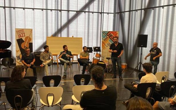 El saxofonista francés Pierrick Pedron dirige el Seminario Internacional de Jazz