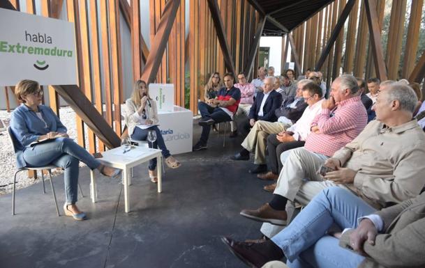 La presidenta regional del PP pide una rebaja fiscal para la agricultura y la ganadería