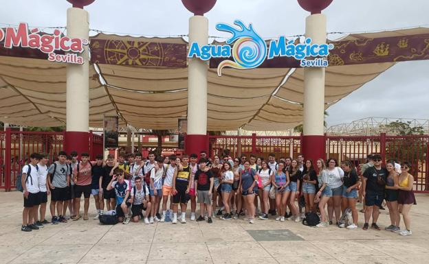 La asociación juvenil Young Squad inicia una campaña para captar socios