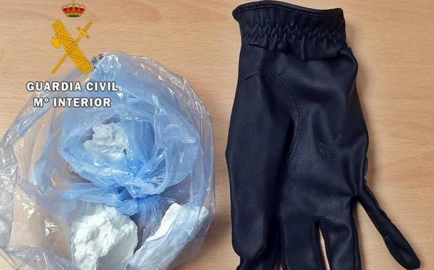Detenidas dos personas que circulaban por Almendralejo con 52 gramos de cocaína en roca
