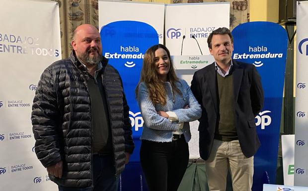 Adora Gutiérrez es presentada como candidata a la Alcaldía de Almendralejo