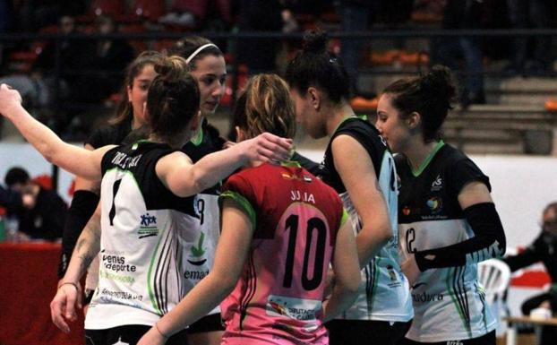 El Extremadura Arroyo no pudo con un gran Macohenares Torrejón y pierde 3-0