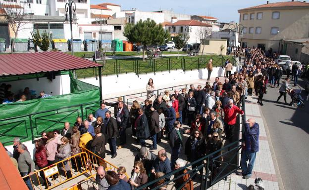 1.356 raciones repartidas en la XVI Fiesta Gastronómica de las Coles con Buche