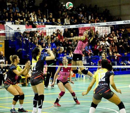 La central pacense Inma Lavado, de nuevo al septeto ideal de la jornada