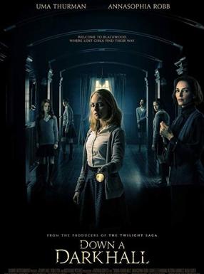La película para hoy domingo es 'Down a Dark Hall'