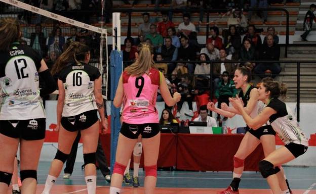 El Extremadura Arroyo depende de sí mismo para jugar la fase de ascenso a Superliga