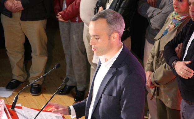 Carlos Caro se presenta como candidato a la alcaldía por el PSOE de Arroyo de la Luz