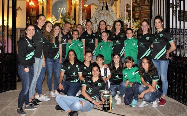 La Asociación Objetivos busca que se otorgue la Medalla de Extremadura al club de voleibol Ntra. Sra. de la Luz