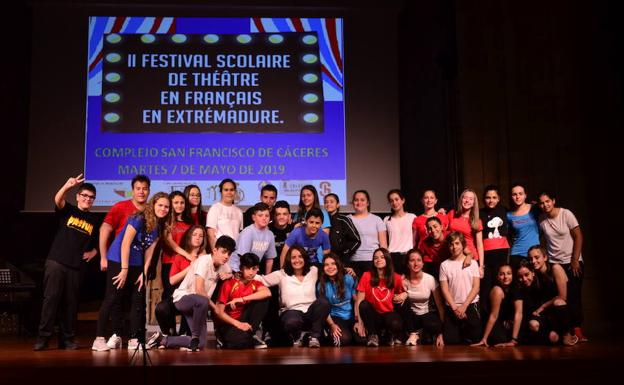 El colegio Nuestra Señora de los Dolores de Arroyo de la Luz, premiado en el festival de teatro en francés