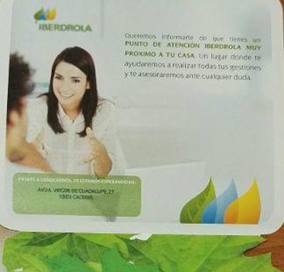 Iberdrola resuelve dudas en la Universidad Popular de Arroyo de la Luz