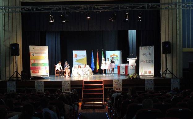 El CEIP Ntra. Sra. de la Luz organiza la clausura regional del programa 'Leer en familia'