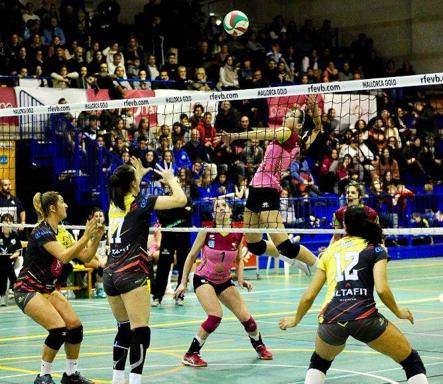 Inma Lavado rechaza renovar con el Extremadura Arroyo tras la renuncia de éste a militar en Superliga