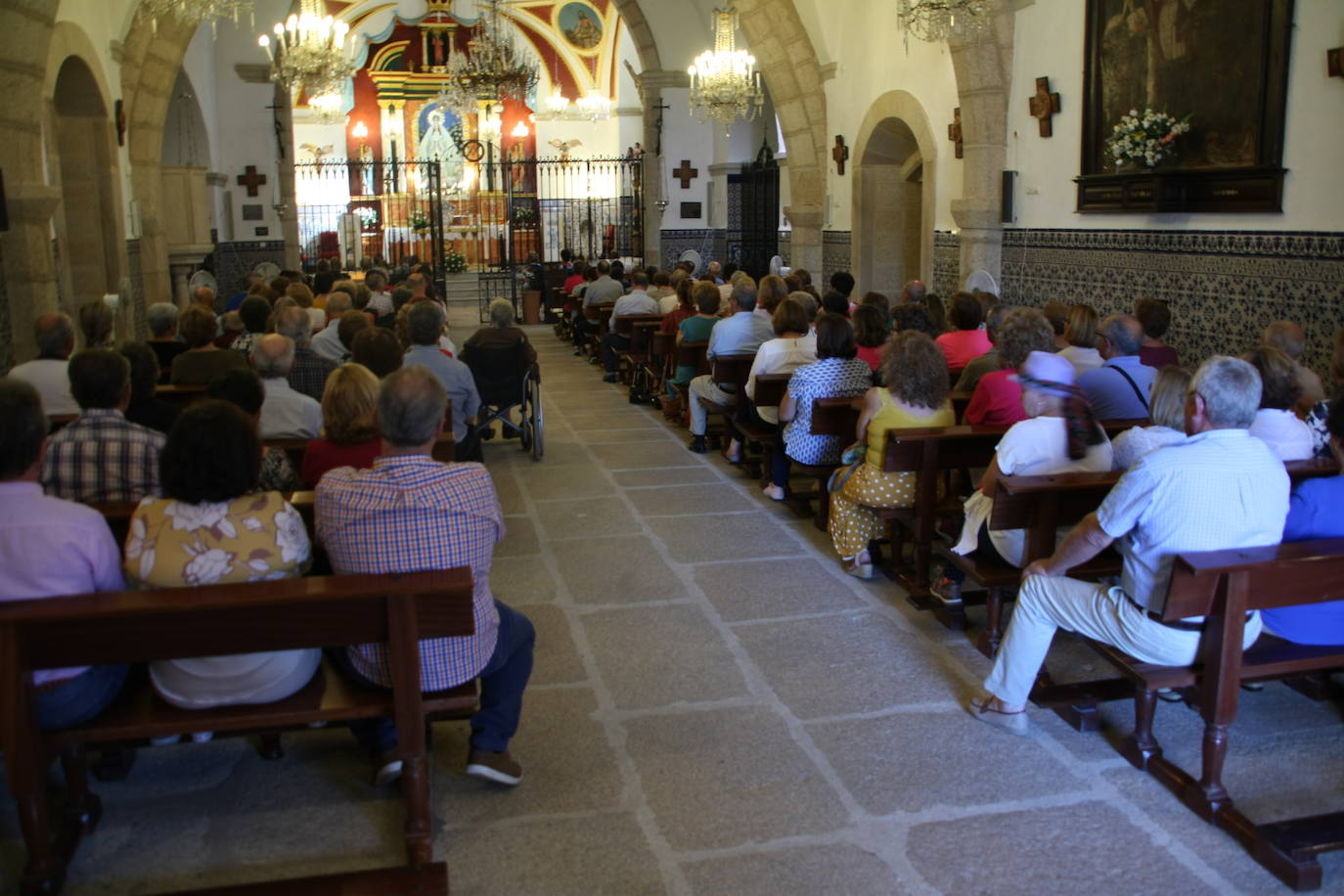 La Cofradía dedicó la sabatina de octubre a la Lucha Contra el Cáncer