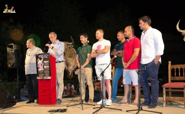 Presentada la Asociación Cultural Taurina, que pretende fomentar la fiesta