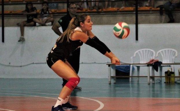 Bea Gómez, mejor líbero de la cuarta jornada de SF2 y al septeto ideal