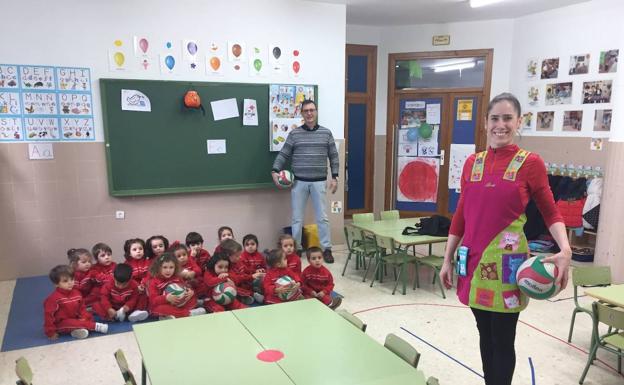 'Beu', una 'seño' con mucha clase, magia y voley