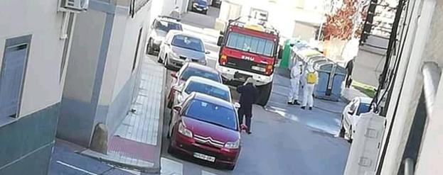 La Unidad Militar de Emergencias, en Arroyo de la Luz para desinfectar calles y mobiliario urbano