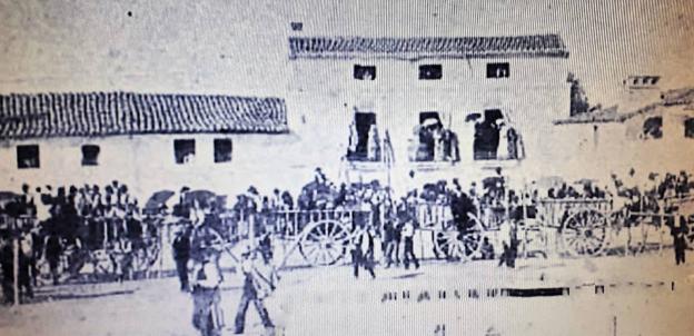Francisco Javier García hace pública una fotografía de Arroyo del año 1900