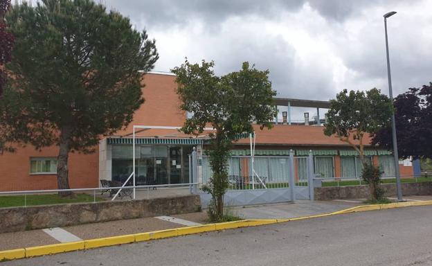 Casi el 90% de los fallecidos en la región vivía en residencia de mayores