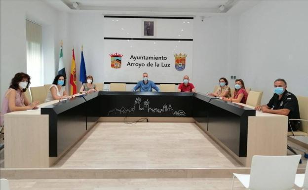 El Ayuntamiento de Arroyo de la Luz crea el comité local de coordinación socio-sanitaria y de seguridad